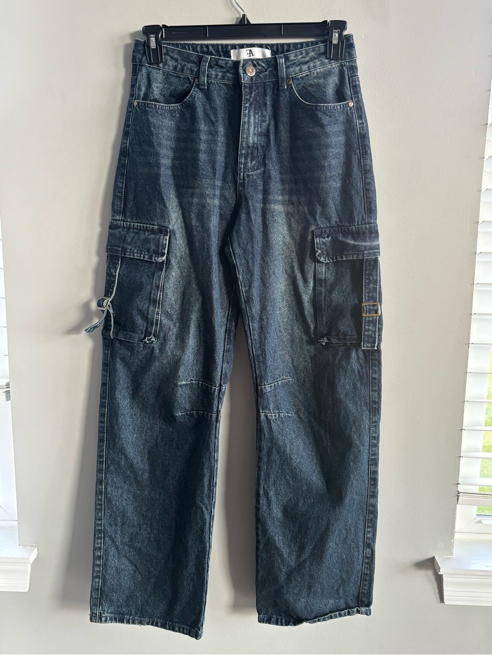 Flying Angel Straight-Leg Denim Cargo Jeans - Wash Blue, Size 9/29 (GOGO-1515)